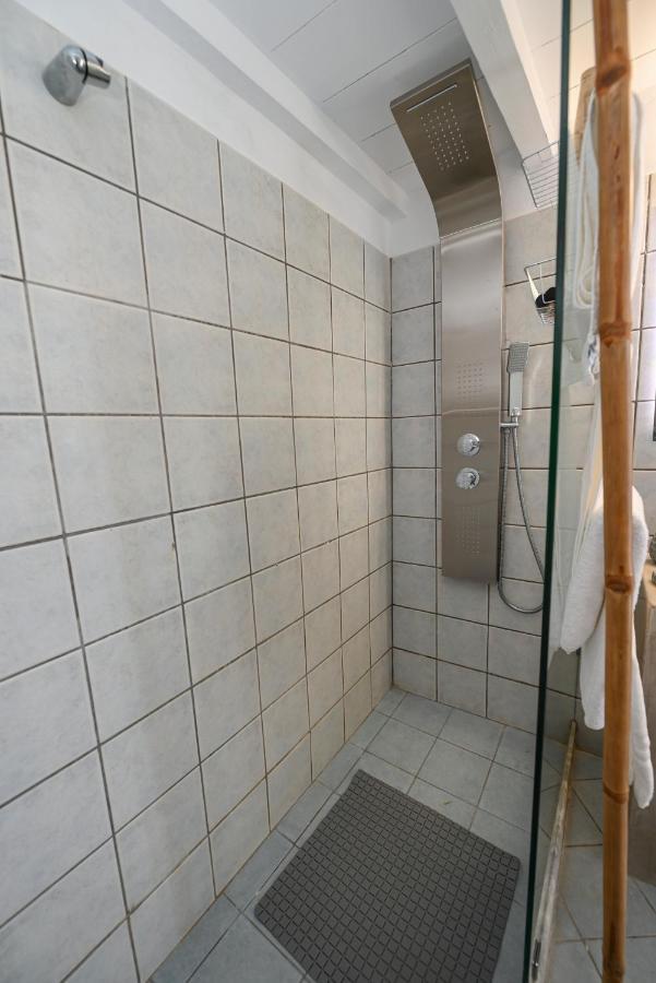 Tínos Kleris Apartments 8 מראה חיצוני תמונה